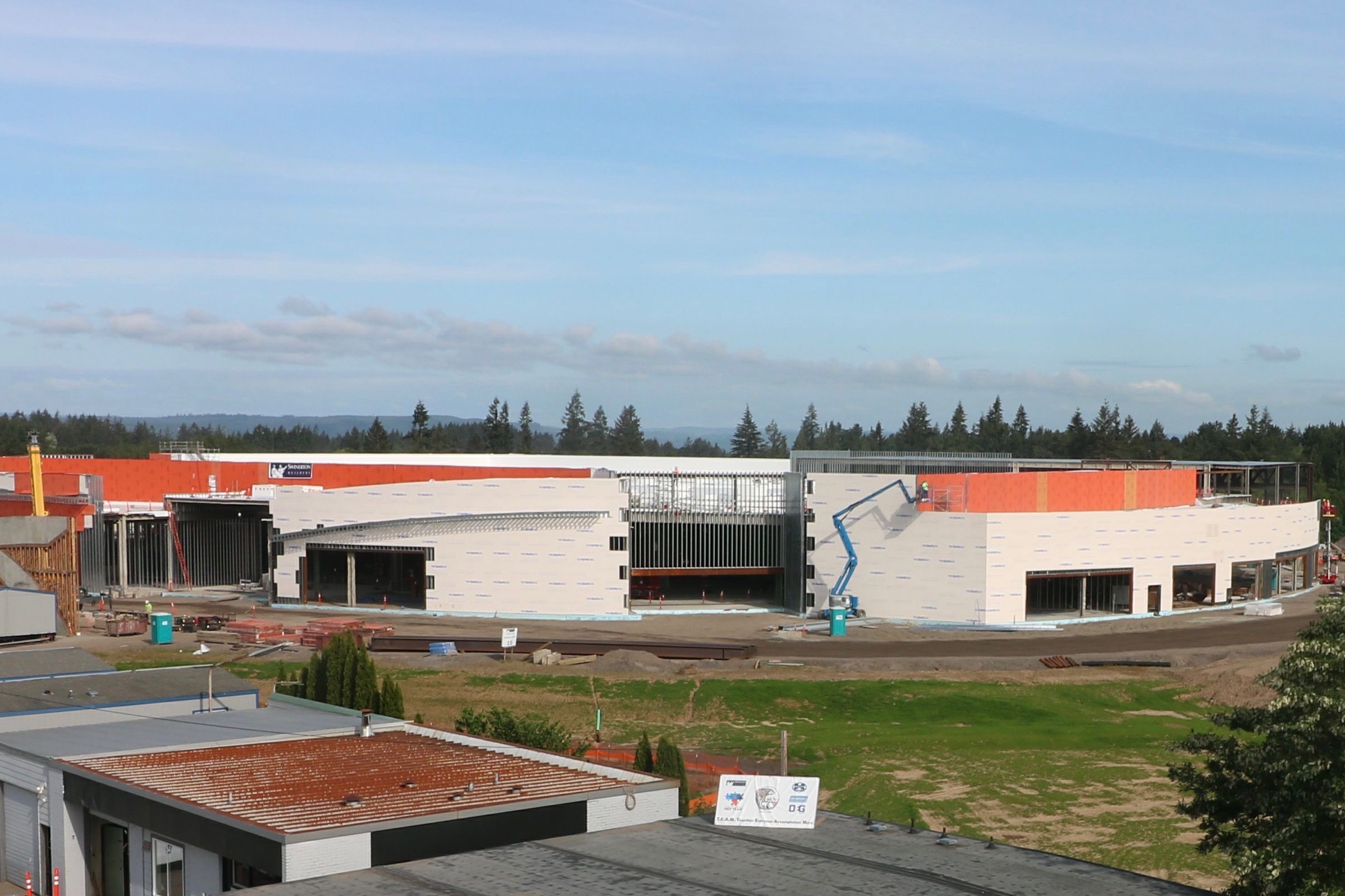 Cowlitz Tribe hosts forums on casino construction and related work