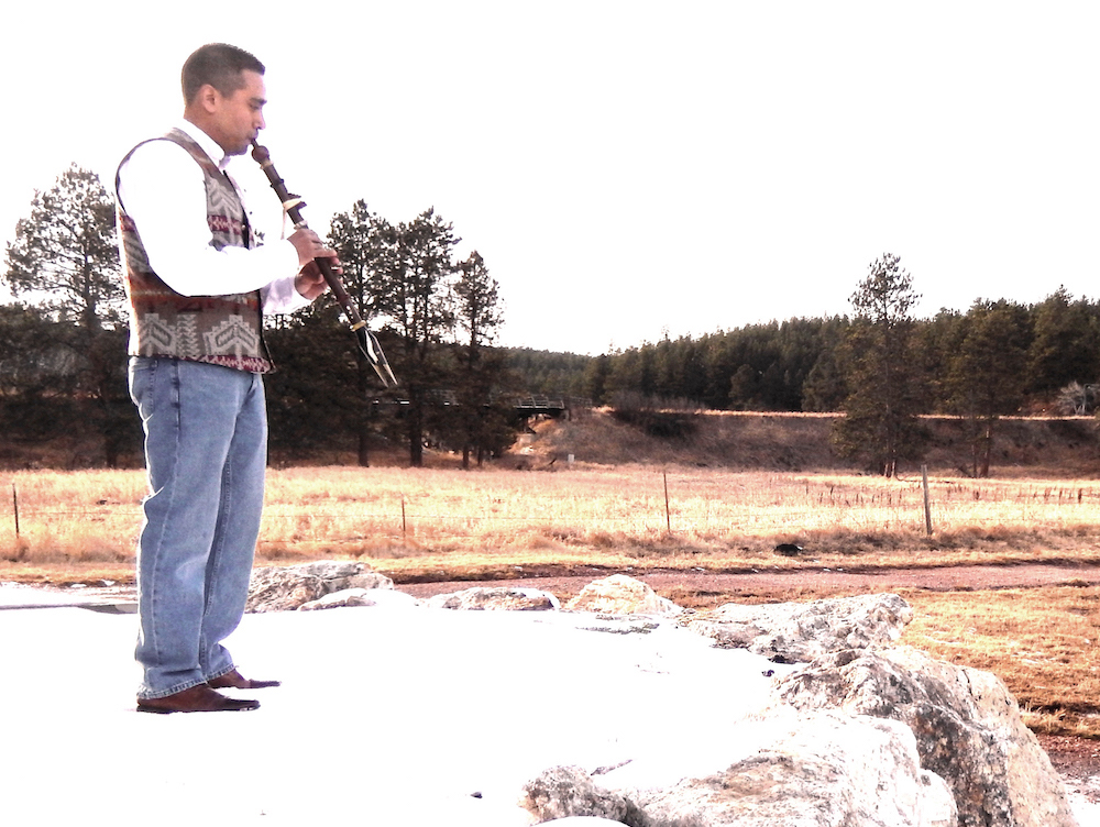 Native Sun News: Ojibwe flute player Darren Thompson stays busy