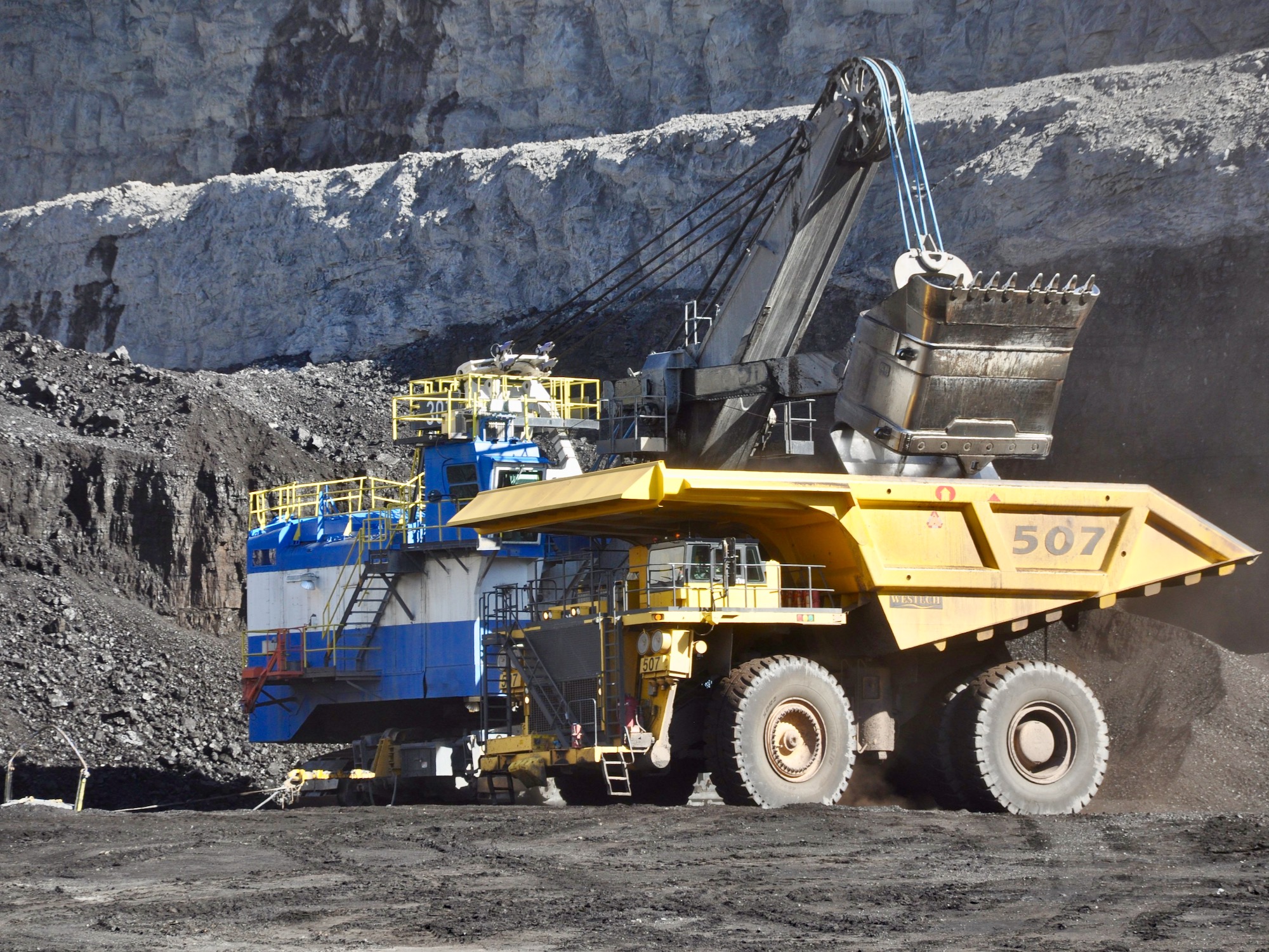 Navajo Nation rips support of coal company